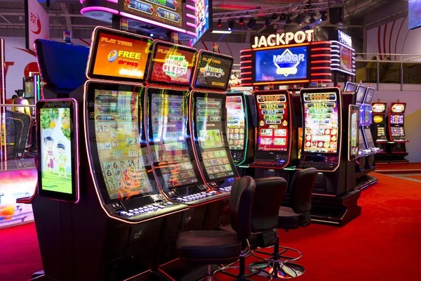 suhu138 MSC mobile casino interface showing live table and game controls on phone screen